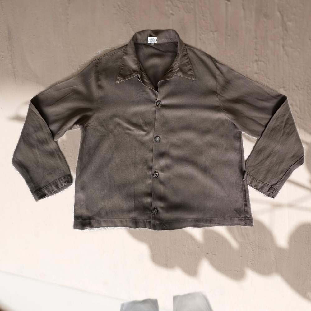 CP Shades Long Sleeve Button Up Top Size L Mint Condition
